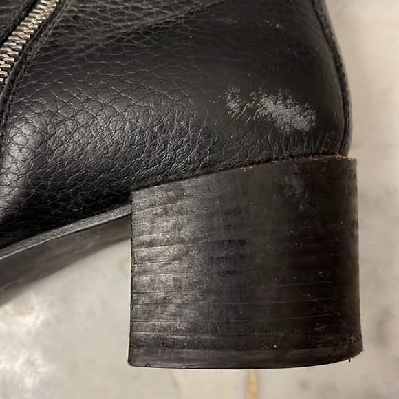 Everlane Leather Block Heel Booties - Picture 7 of 8